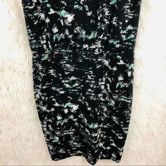BCBGeneration black with teal and white pattern multicolor keyhole v neck midi - Picture 13 of 13